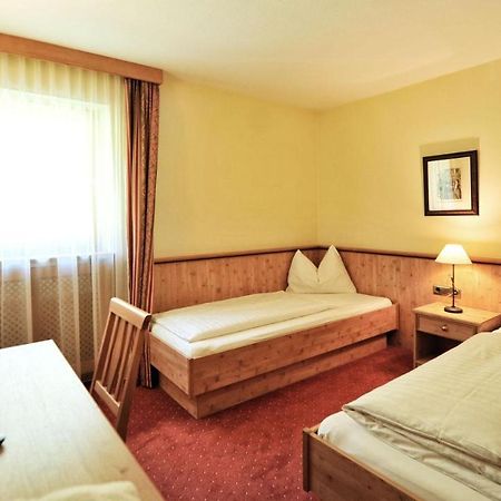 Hotel Koenigsblick By Keyone Fulpmes Eksteriør bilde