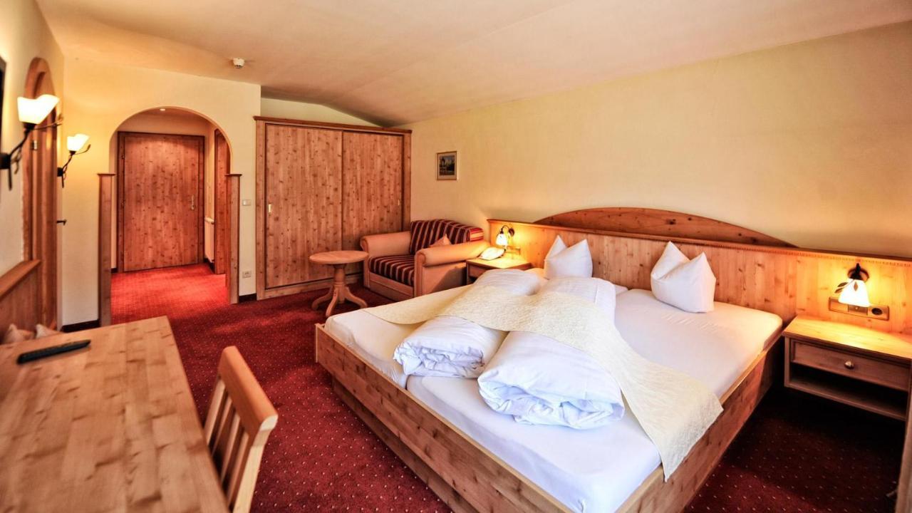 Hotel Koenigsblick By Keyone Fulpmes Eksteriør bilde